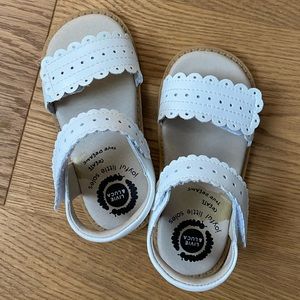 Livie & Luca sandals, toddler size 8, white
